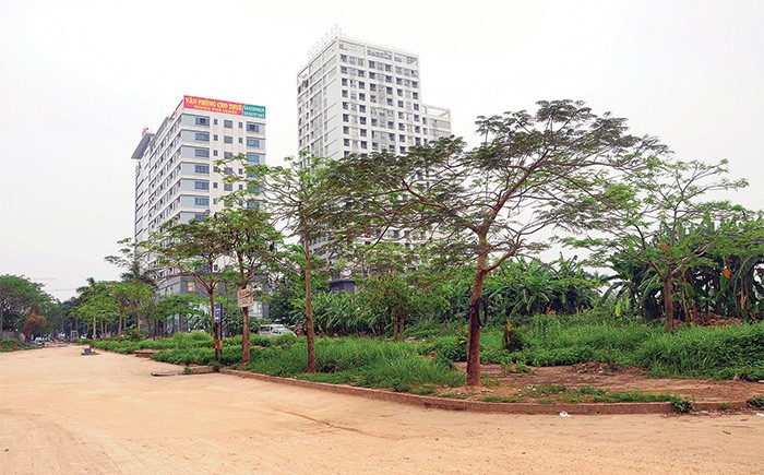 Nhiều khu đất vàng ven Hồ Tây bị bỏ“hoang phí” ảnh 2 Nhiều khu đất vàng ven Hồ Tây bị bỏ“hoang phí” ảnh 2