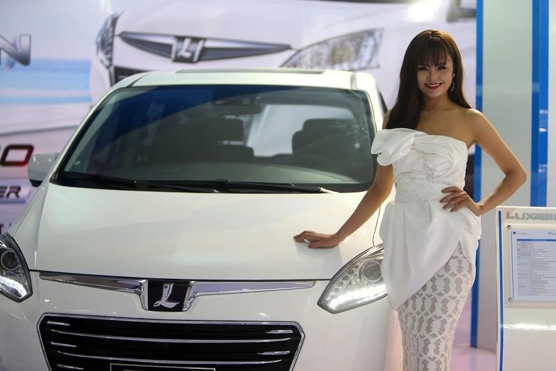 Điểm mặt anh tài tại Vietnam International Motor Show 2015 ảnh 3