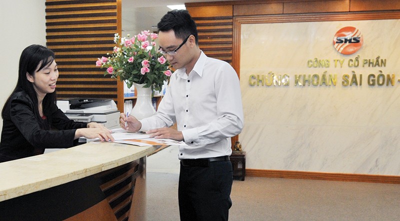 CEO SHS: Năm 2016 - Giai đoạn thiết lập các tiêu chuẩn mới ảnh 1