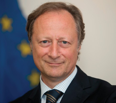 Tương lai xán lạn đang chờ Việt Nam ảnh 7