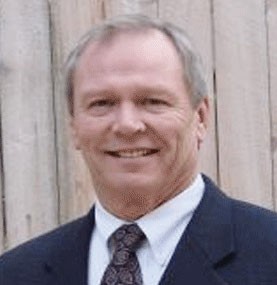 Ông trùm đầu cơ nợ xấu làm thay đổi bộ mặt bất động sản Cayman ảnh 1