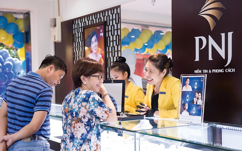 Vàng “chôn” trong dân và nền kinh tế khát vốn ảnh 2