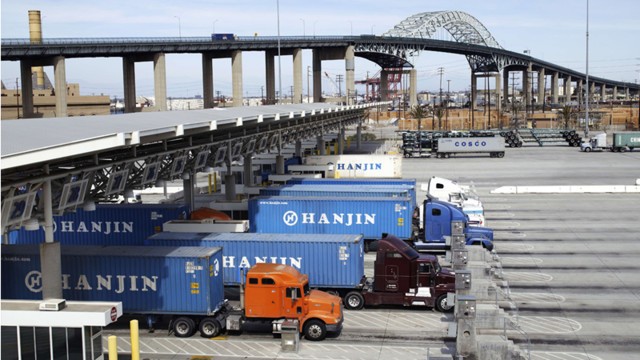 Cổ phiếu Hanjin tăng 28%, thách thức vẫn còn nguyên ảnh 2