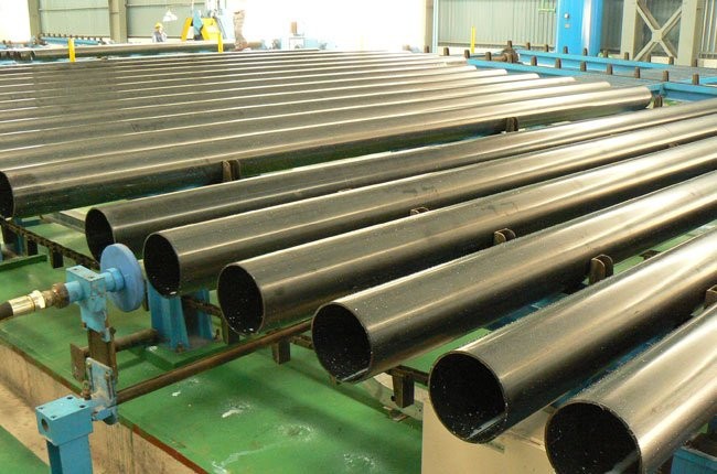 Ống thép dẫn dầu Việt Nam vẫn bị Hoa Kỳ giữ nguyên mức thuế 111.47%  ảnh 1