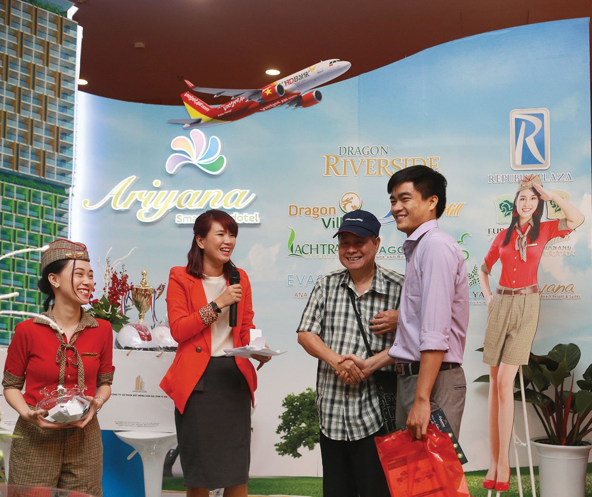 Gian trưng bày 12 dự án bất động sản, điểm nhấn đầy màu sắc của Vietbuild ảnh 7