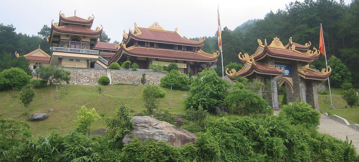 Trúc Lâm Tây Thiên: Chốn thiền tĩnh lặng ảnh 2