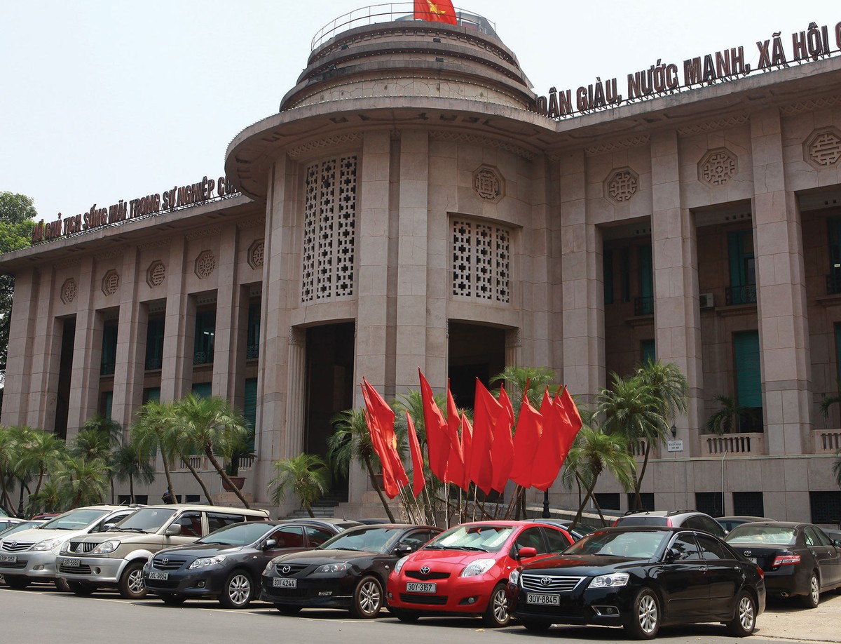 Phó thống đốc Nguyễn Thị Hồng: Các tổ chức tín dụng vững tin vượt qua thách thức ảnh 1