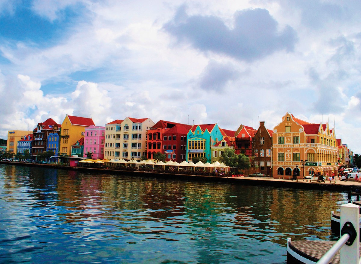 Những thành phố rực rỡ sắc màu nhất thế giới ảnh 3