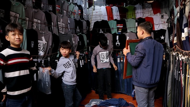 Phiên chợ cuối năm ở Thủ đô chỉ dành cho quý ông ảnh 4