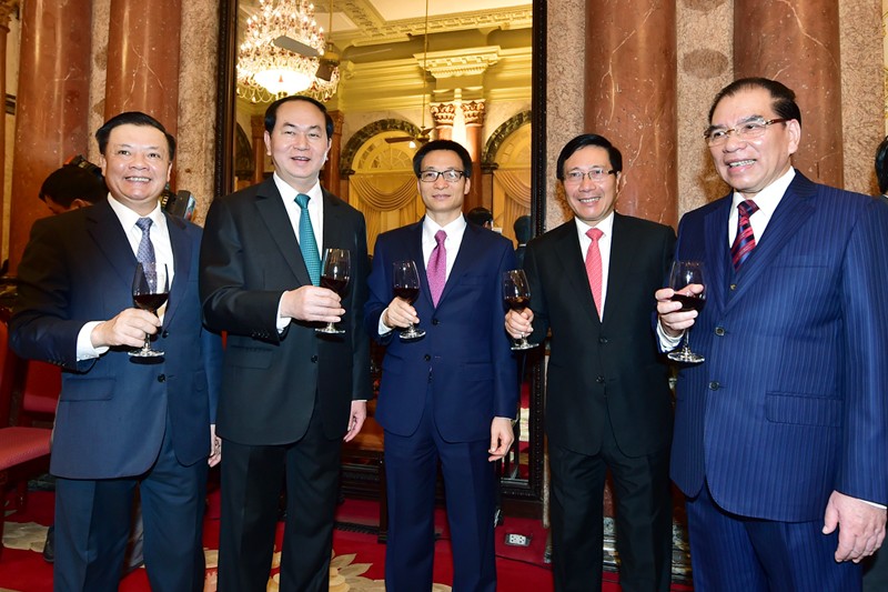 Tổng Bí thư chúc Tết lãnh đạo, nguyên lãnh đạo Đảng, Nhà nước ảnh 4