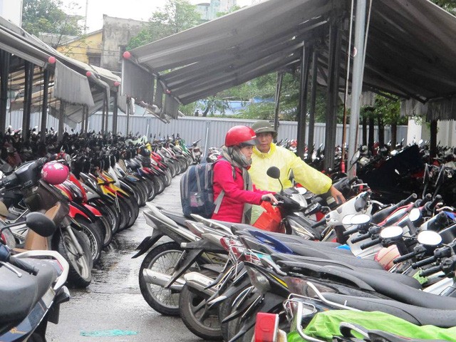 Người dân đổ về quê ăn Tết, cửa ngõ Hà Nội ùn tắc nghiêm trọng ảnh 17