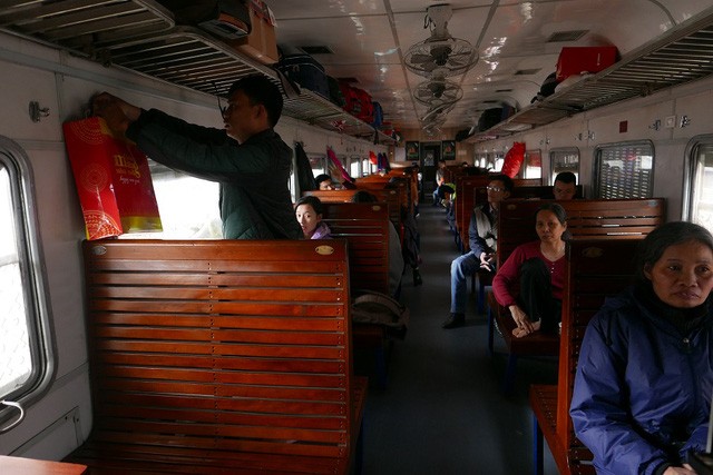 Người dân đổ về quê ăn Tết, cửa ngõ Hà Nội ùn tắc nghiêm trọng ảnh 6