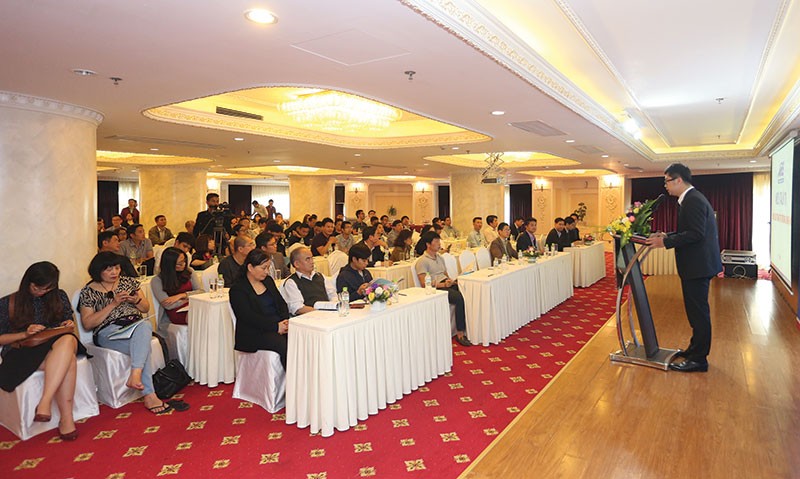 Đừng để bị cuốn theo “đội lái” ảnh 2