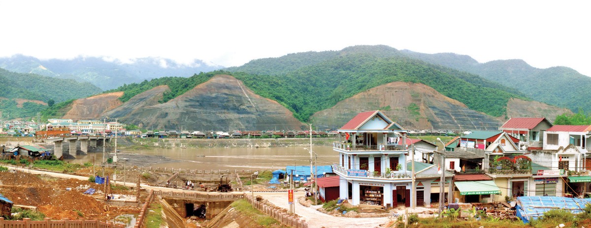 Mường Lay - thị xã bên sông ảnh 2