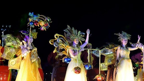 Gần 22.000 vé đã được bán ra trước giờ khai hội pháo hoa quốc tế Đà Nẵng ảnh 2