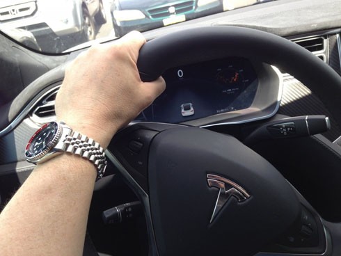 Những kinh nghiệm lái xe an toàn cần biết ảnh 4