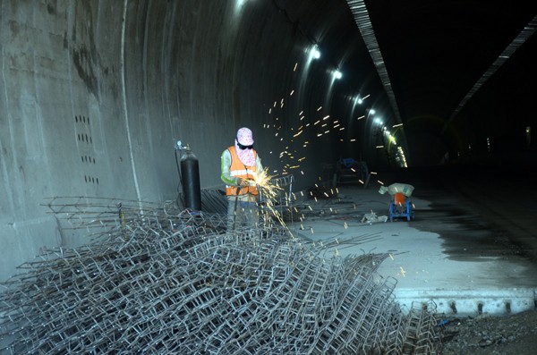 Ngày 30/10, dự kiến sẽ khánh thành hầm Đèo Cả ảnh 5