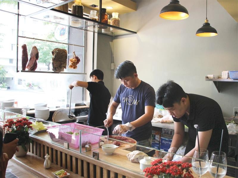 Hoàng Khải kể chuyện con đường trở thành “người buôn phở“ ảnh 1