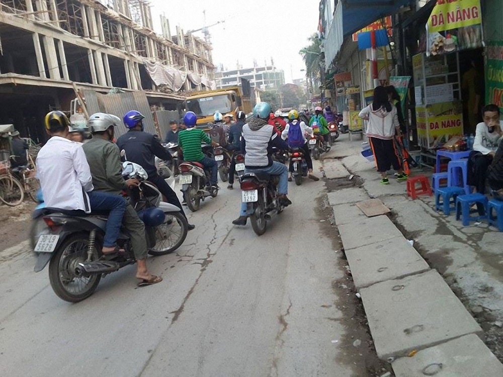 Thêm dự án chung cư, phố Triều Khúc sắp “thất thủ” vì chật chội ảnh 1