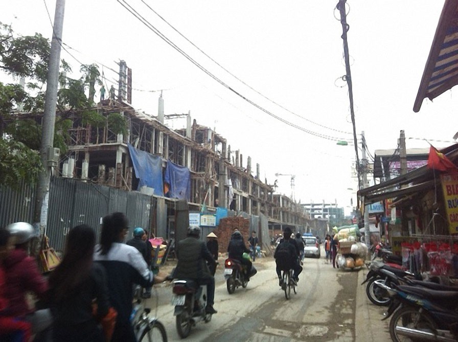 Thêm dự án chung cư, phố Triều Khúc sắp “thất thủ” vì chật chội ảnh 2