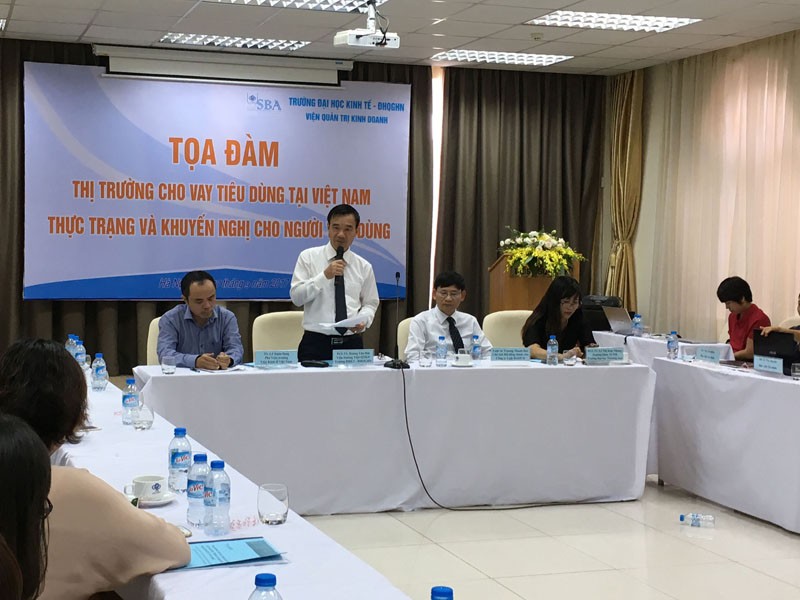 Đã đến lúc áp trần lãi suất cho vay tiêu dùng ảnh 1