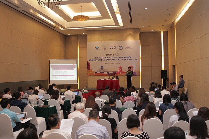 Hội nghị Thượng đỉnh Kinh doanh Việt Nam lần đầu tiên được tổ chức trong dịp APEC 2017 ảnh 1