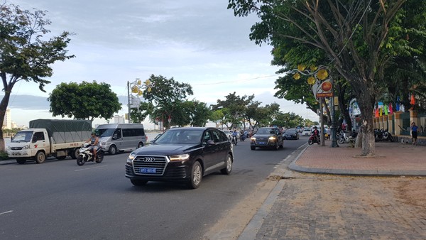 Đà Nẵng: Sử dụng tạm cảng Sông Hàn làm nơi đỗ xe phục vụ APEC 2017 ảnh 1