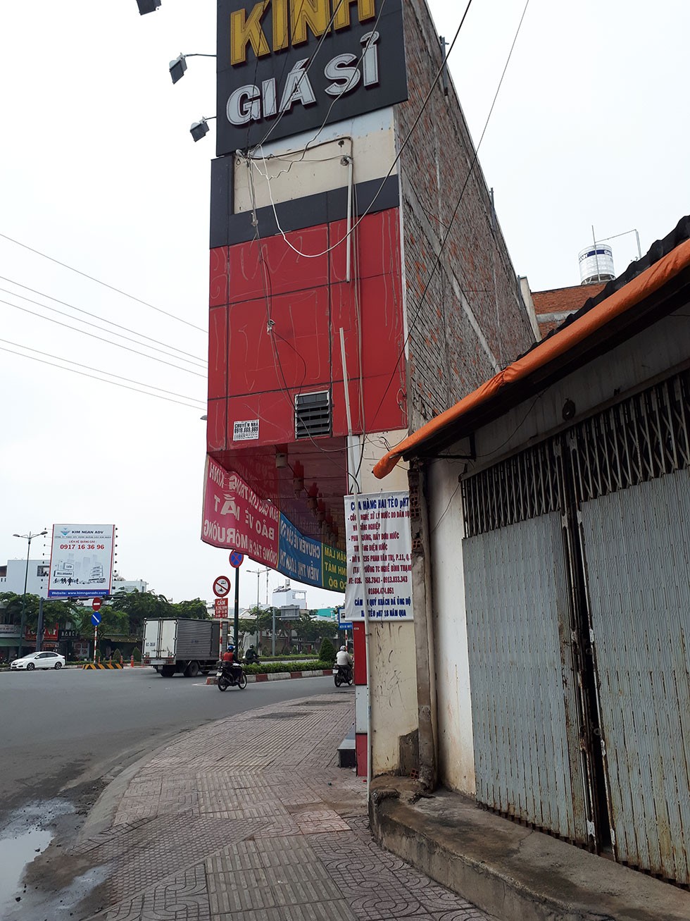 TP.HCM: Đường càng rộng, nhà siêu mỏng càng tăng ảnh 3