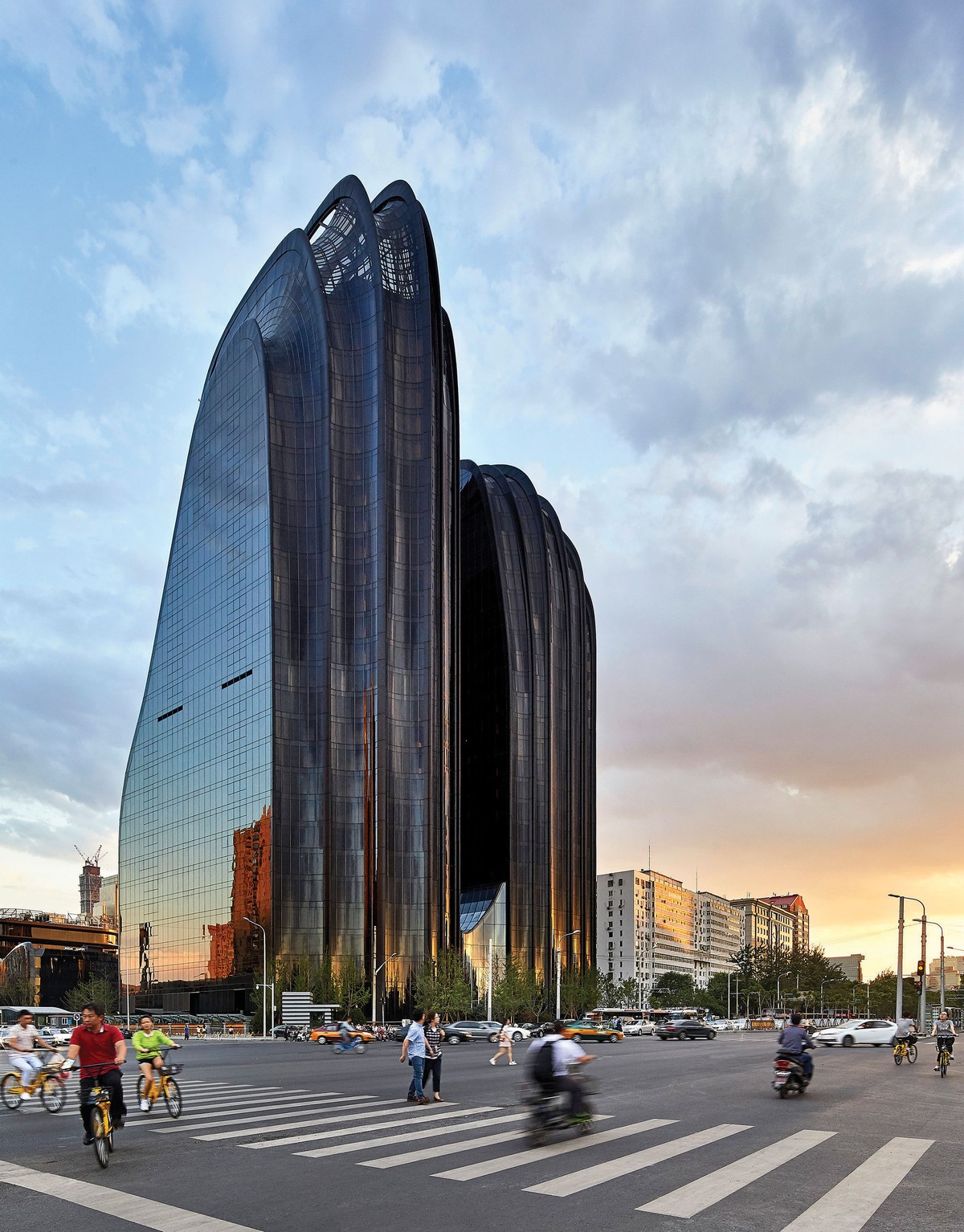 Chaoyang Park Plaza: Thiên nhiên giữa lòng phố ảnh 6