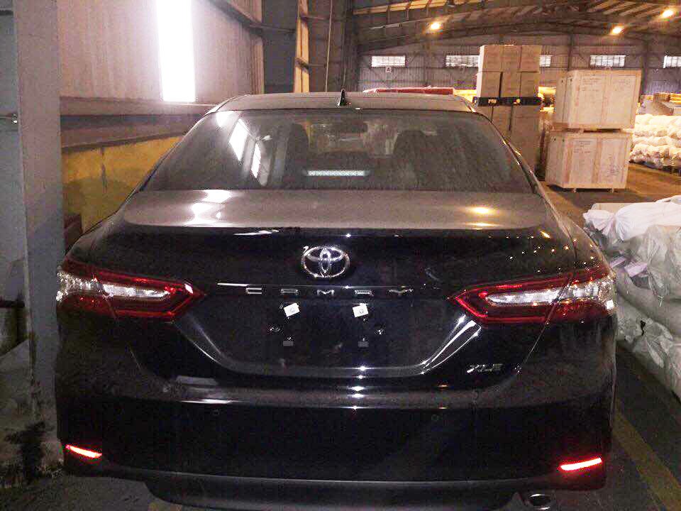 Toyota Camry thế hệ mới đầu tiên về Việt Nam giá gần 2,5 tỷ ảnh 3