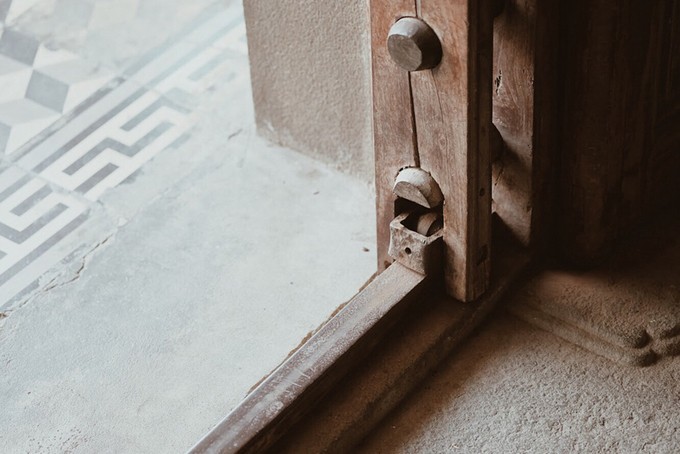 4 ngôi nhà cổ hơn trăm năm tuổi nổi tiếng ở miền Tây ảnh 5