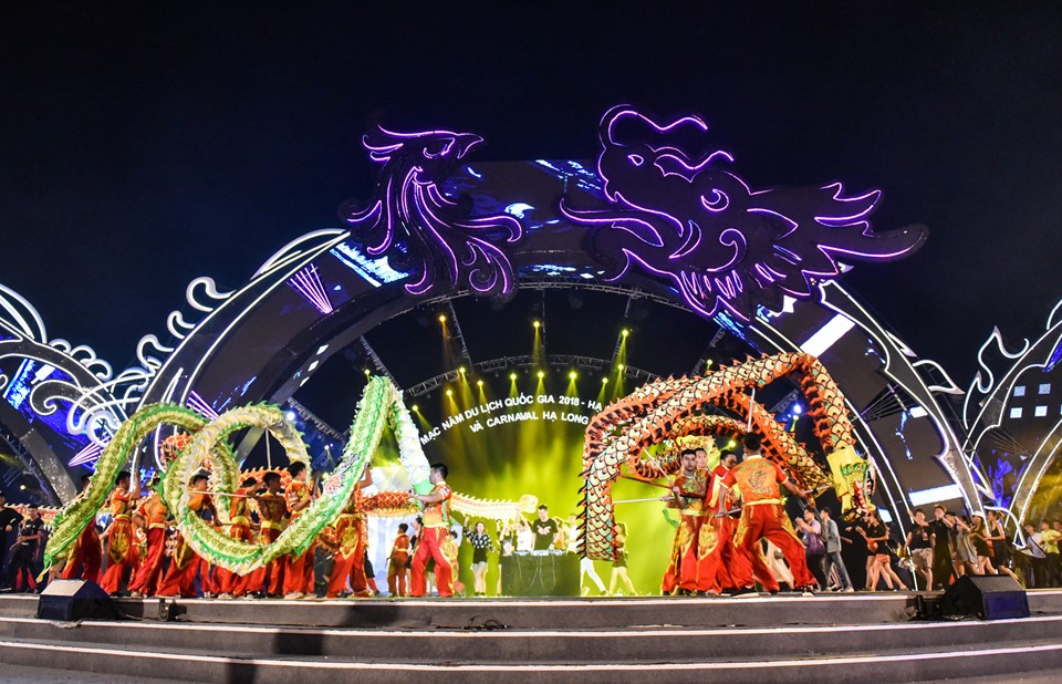 Đêm hội Carnaval Hạ Long tràn ngập màu sắc ảnh 1