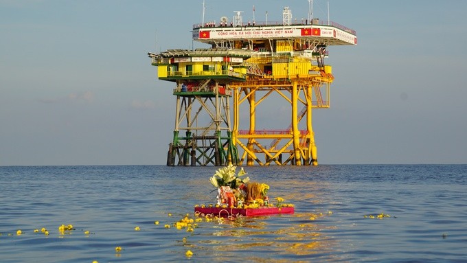 Kiều bào khắp thế giới vượt 1.000 hải lý thăm Trường Sa ảnh 12