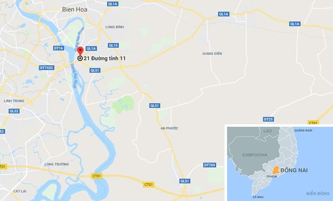 Ôtô tông hàng loạt xe máy, 5 người bị hất văng ảnh 2