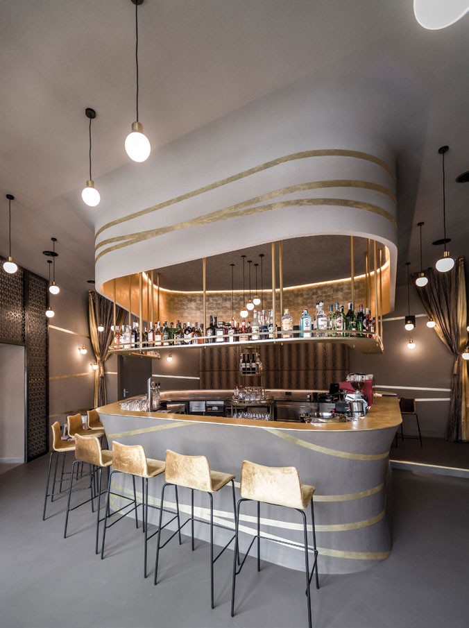 Khách sạn Valentin: Sân khấu giữa núi đồi ảnh 5