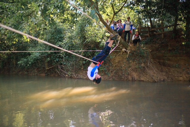 Chèo thuyền vượt sông, chạy đua xuyên hang động Tú Làn ảnh 19