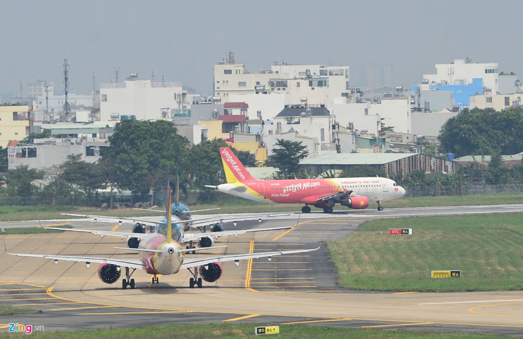 Lo ngại thảm họa khi đường băng Nội Bài, Tân Sơn Nhất nứt vỡ ảnh 2