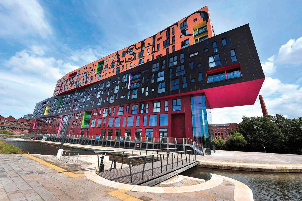 Những tòa chung cư có một không hai trên thế giới ảnh 2