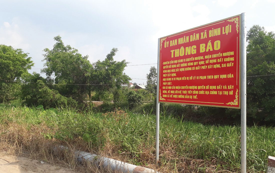 Đầu tư đất nền, “sập bẫy” của rẻ ảnh 1