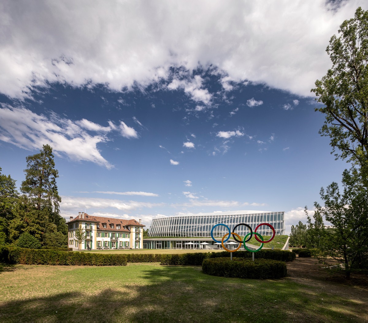 Olympic House: Ca ngợi mọi chuyển động ảnh 6