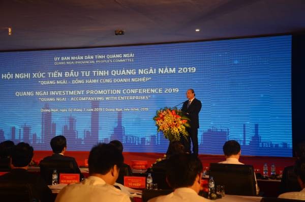 Chủ tịch Quảng Ngãi Trần Ngọc Căng: Không để “trên thoáng, dưới chật”, “một cửa nhiều khóa” ảnh 1