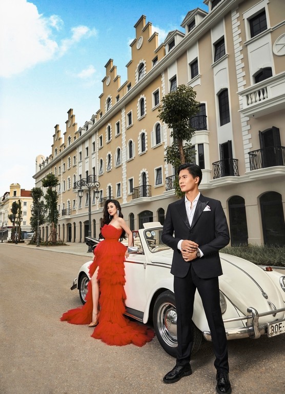 Á hậu Tú Anh tô điểm thêm vẻ lộng lẫy của Shophouse Europe ảnh 2