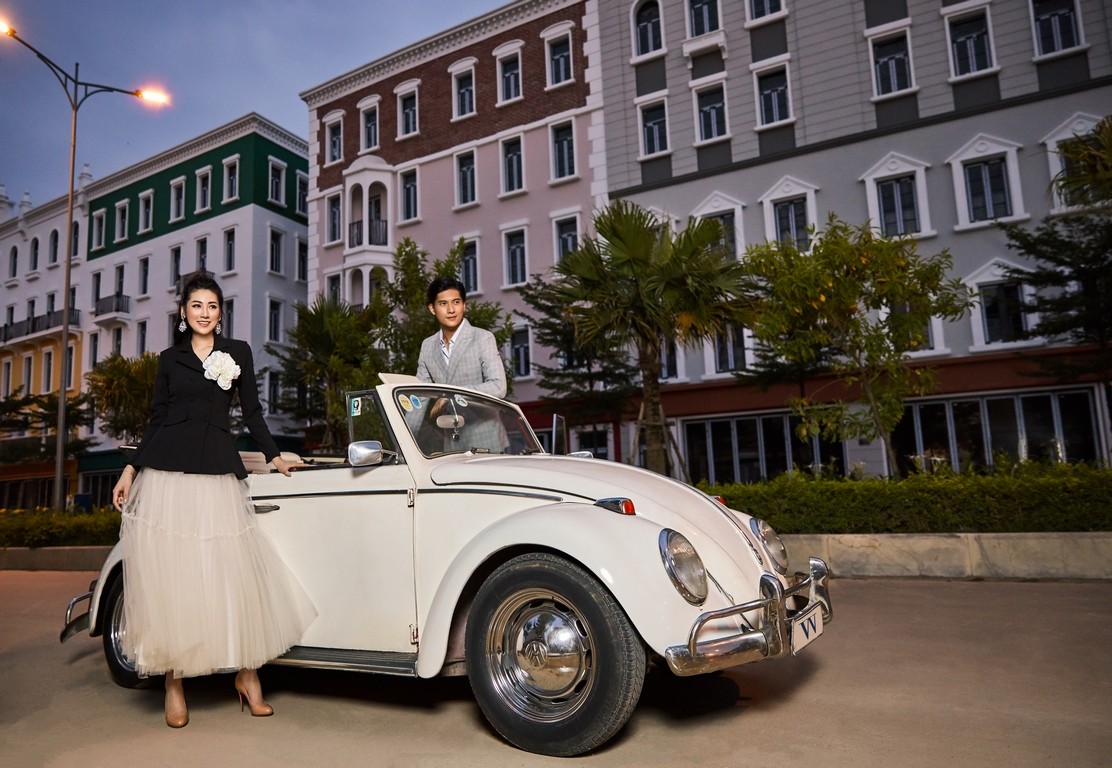 Á hậu Tú Anh tô điểm thêm vẻ lộng lẫy của Shophouse Europe ảnh 7