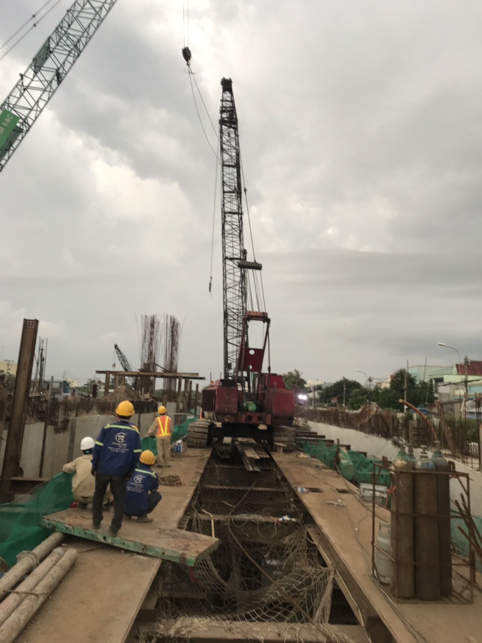 Đã khắc phục xong hậu quả sập cần cẩu ở dự án chống ngập 10.000 tỷ ảnh 1