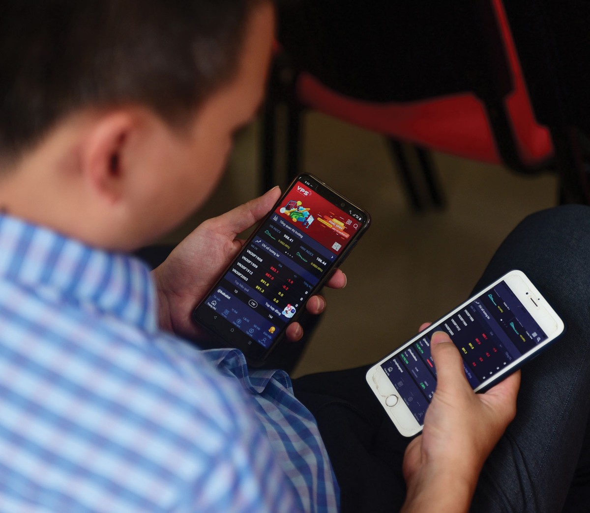 Thị trường chứng khoán sang tuổi 20 ảnh 7