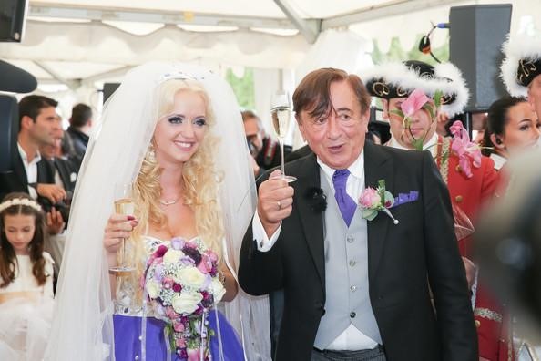 Tỷ phú USD nào 'sát gái' nhất thế giới? ảnh 8