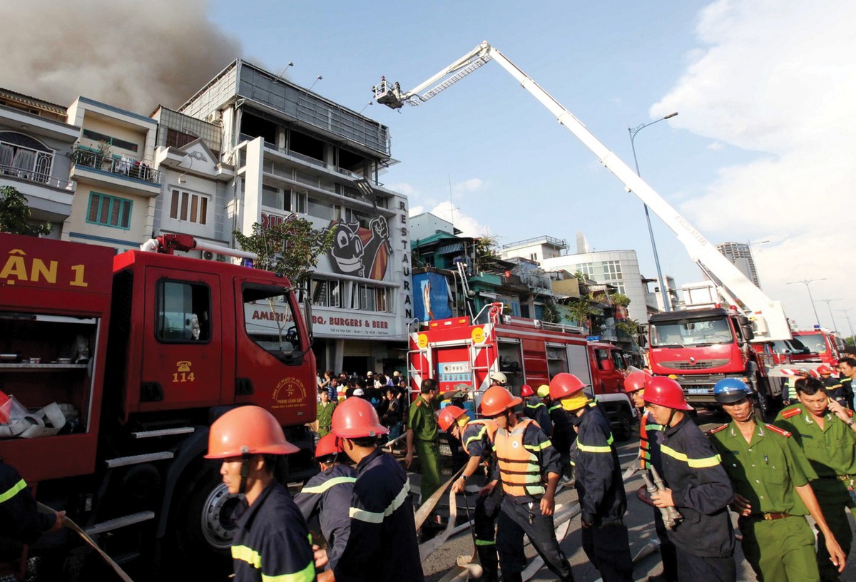 Nhà ở kết hợp kinh doanh, tiềm ẩn nhiều nguy cơ cháy nổ ảnh 1