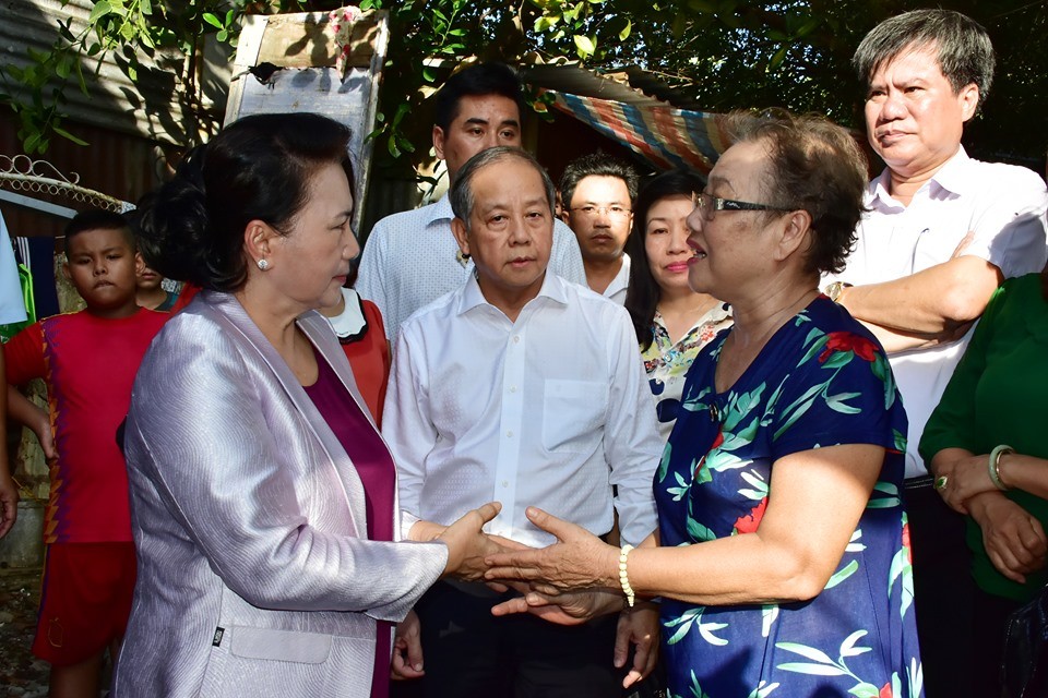 Chủ tịch Quốc hội Nguyễn Thị Kim Ngân làm việc với lãnh đạo tỉnh Thừa thiên Huế ảnh 2