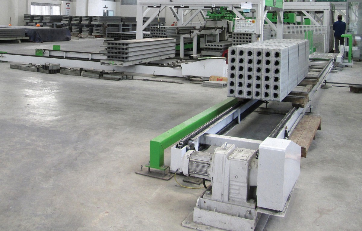 Địa ốc trầm lắng, doanh nghiệp vật liệu cũng long đong ảnh 1