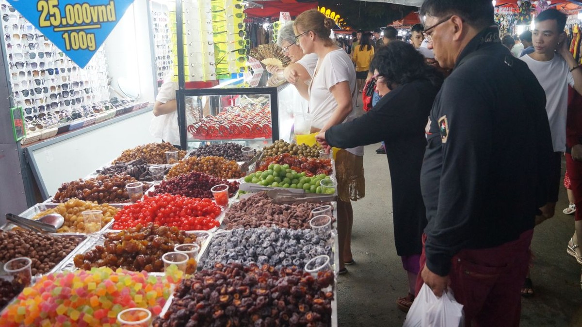 “Khoảng trống” kinh tế ban đêm: Câu chuyện nhìn từ Đà Nẵng ảnh 2